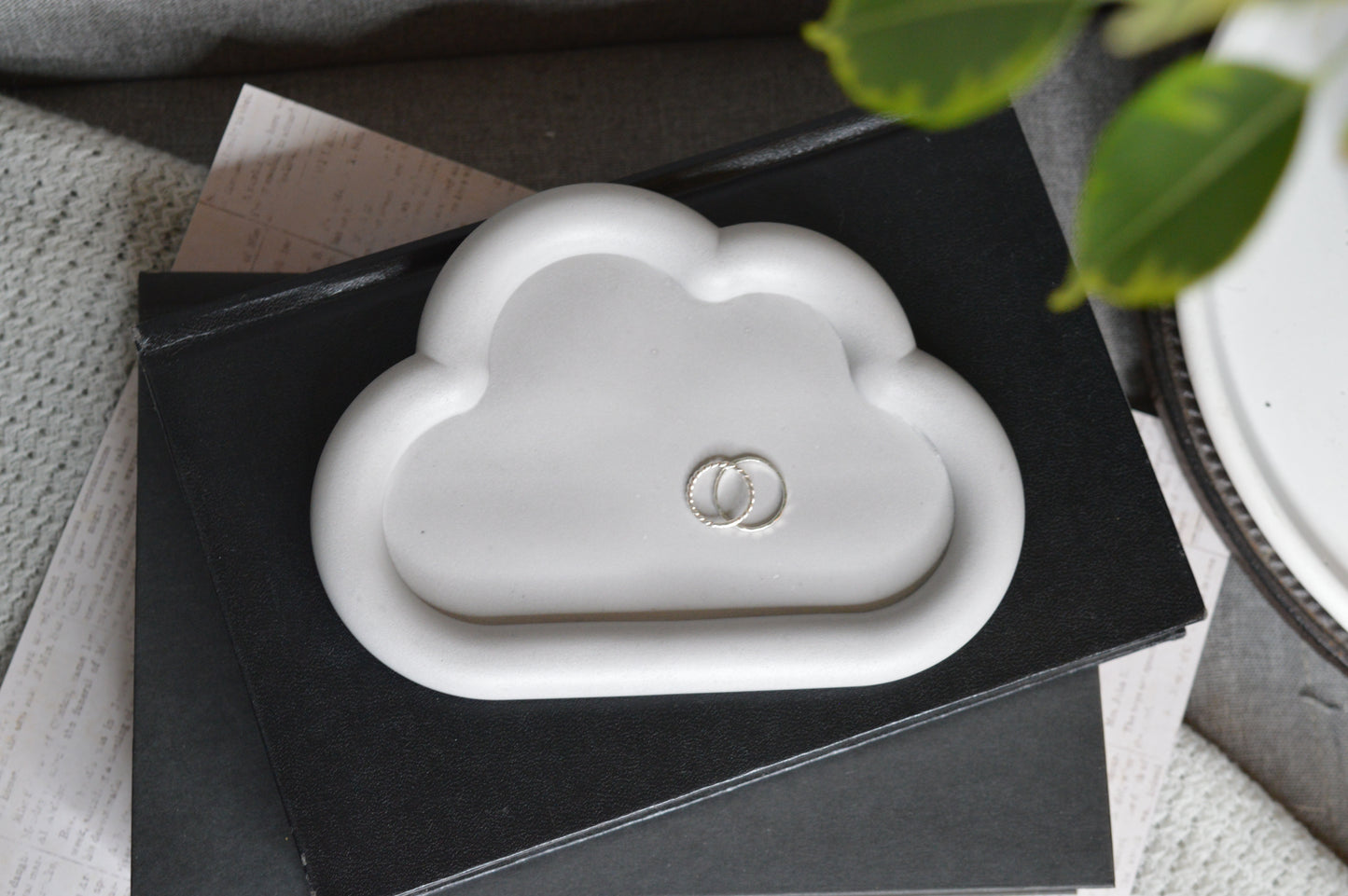 Cloud Tray